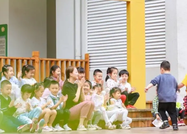 南陽幼兒園園長證報(bào)名條件